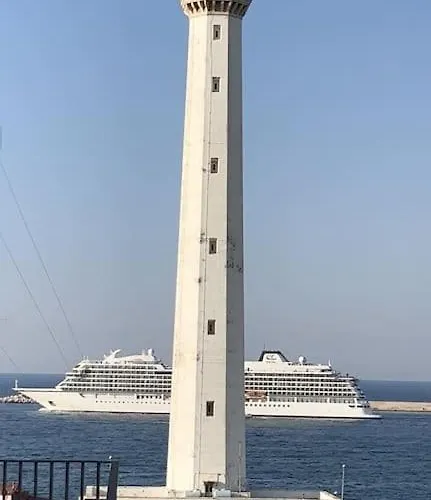 Faro Sul Mare Luxury Apartment - Zona Fiera
